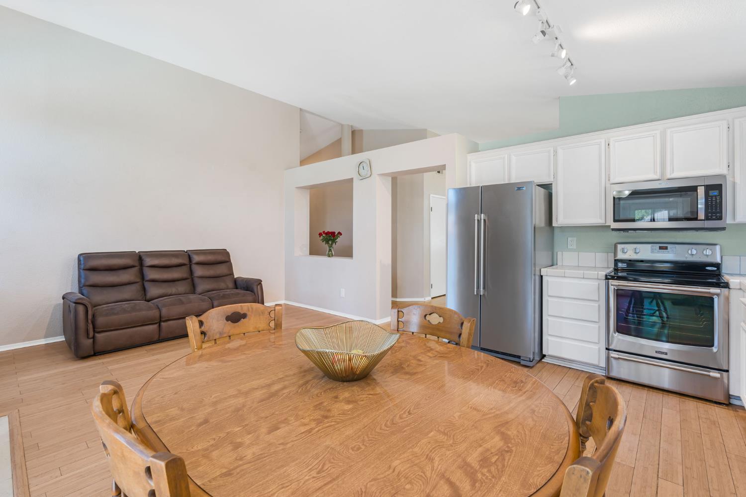 Detail Gallery Image 21 of 38 For 1625 Jasmine Ct, Tracy,  CA 95376 - 4 Beds | 2 Baths
