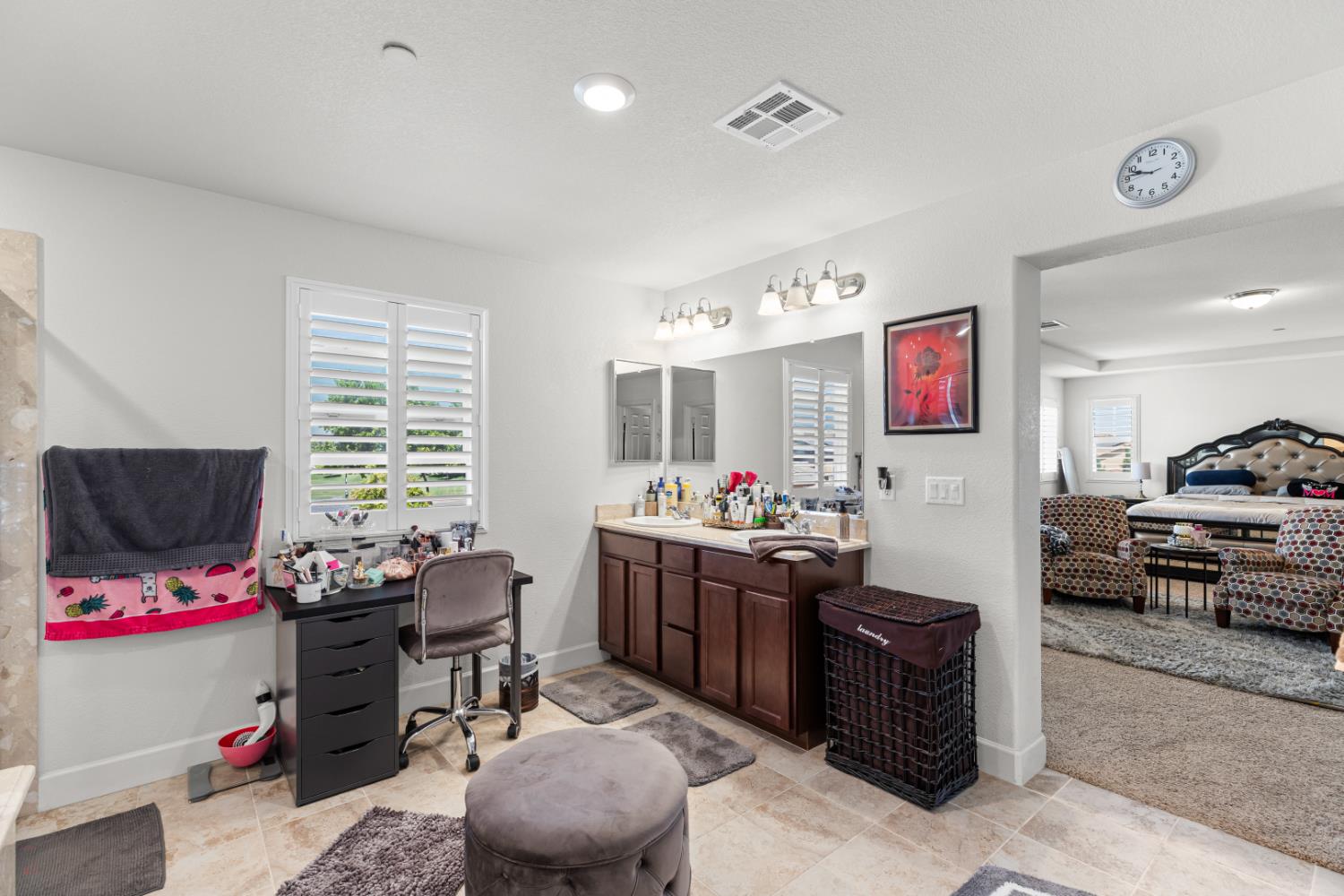 Detail Gallery Image 55 of 65 For 2411 Merlin Ln, Manteca,  CA 95337 - 5 Beds | 3 Baths