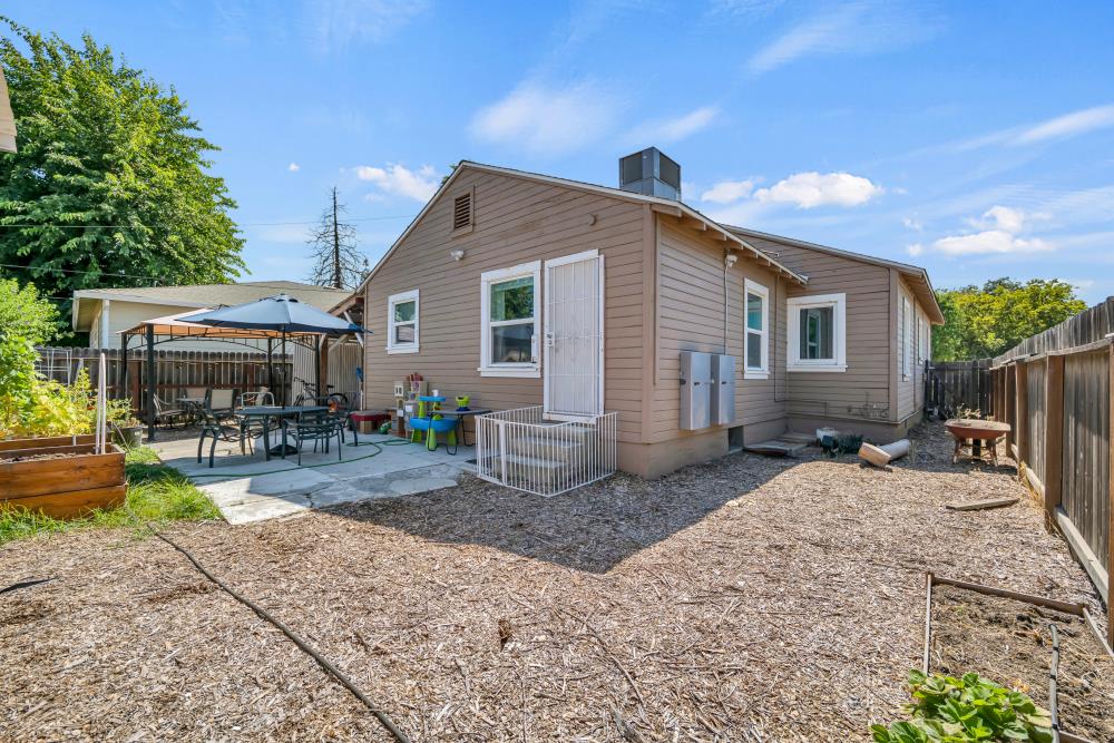 West St, Woodland, California image 21