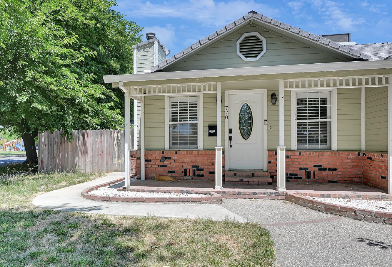 Detail Gallery Image 3 of 30 For 770 Webster St, Colusa,  CA 95932 - 3 Beds | 2 Baths