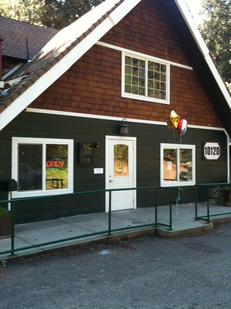 Detail Gallery Image 1 of 8 For 10120 U.S. 50, Pollock Pines,  CA 95726 - – Beds | – Baths
