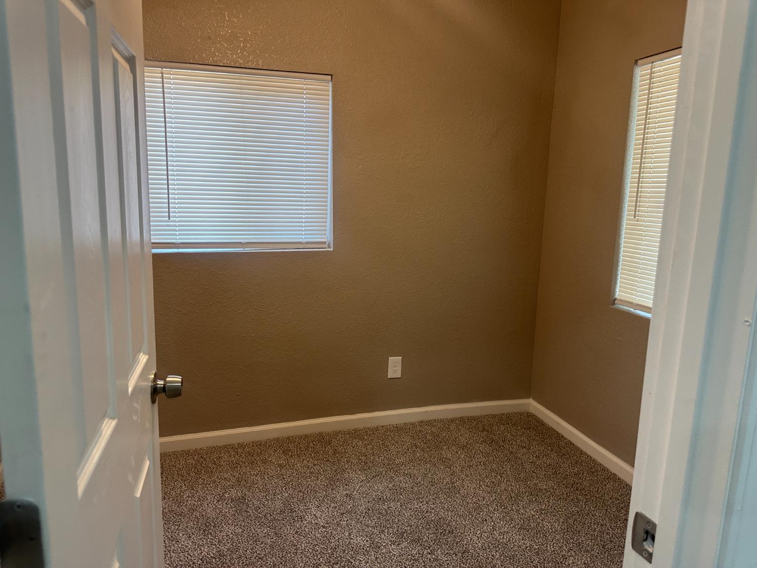 Detail Gallery Image 5 of 18 For 1224 Pinchot, Stockton,  CA 95205 - 3 Beds | 2 Baths