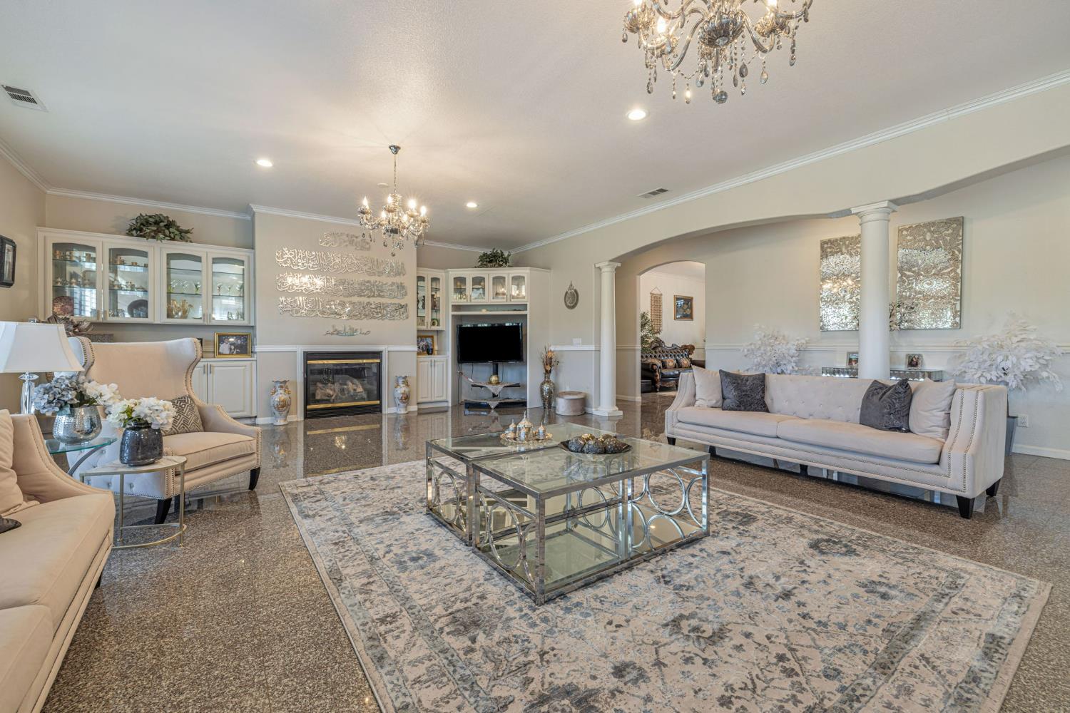 Detail Gallery Image 16 of 90 For 12732 N West Ln, Lodi,  CA 95240 - 6 Beds | 5/1 Baths