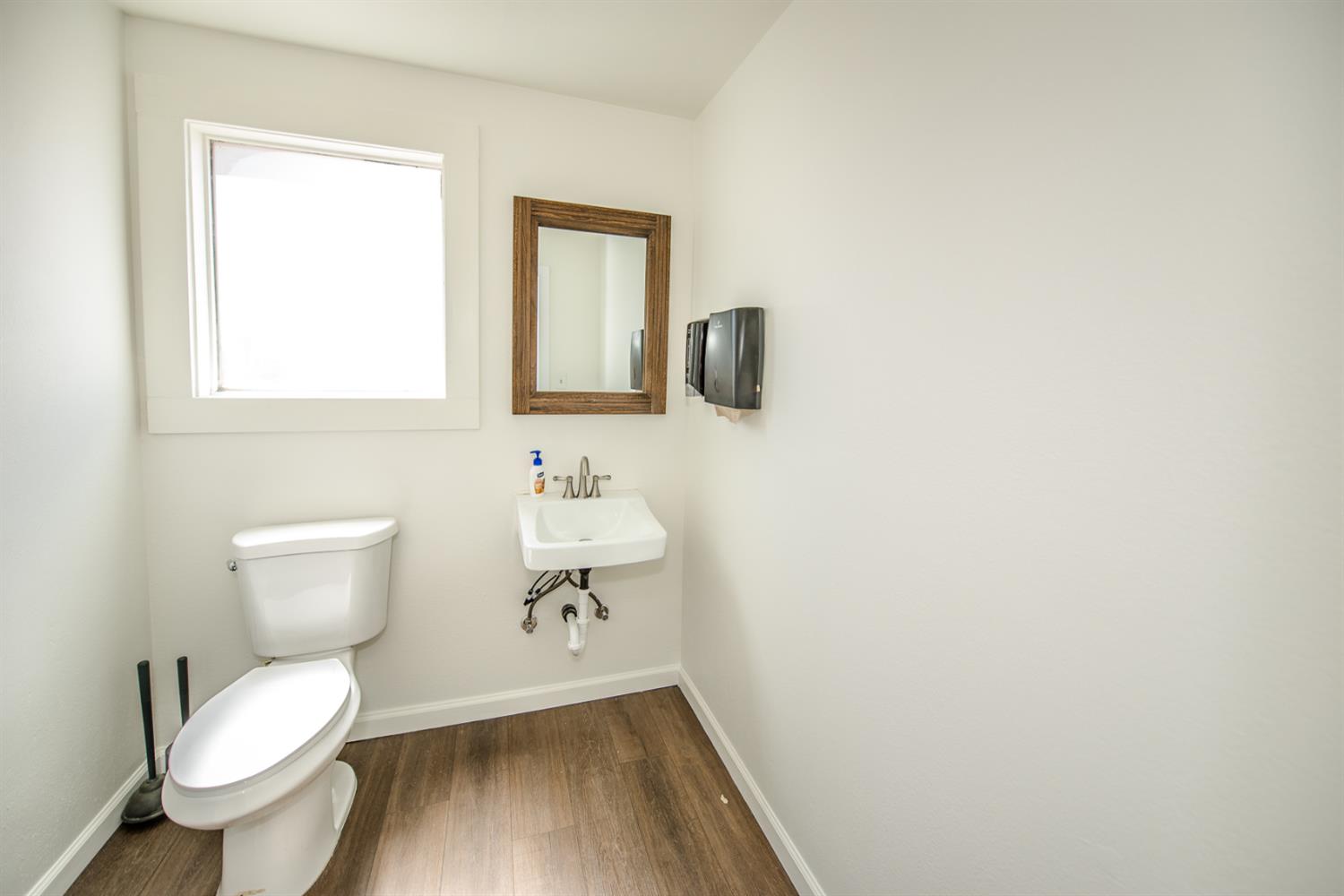 Detail Gallery Image 16 of 38 For 15 Court St, Woodland,  CA 95695 - – Beds | – Baths