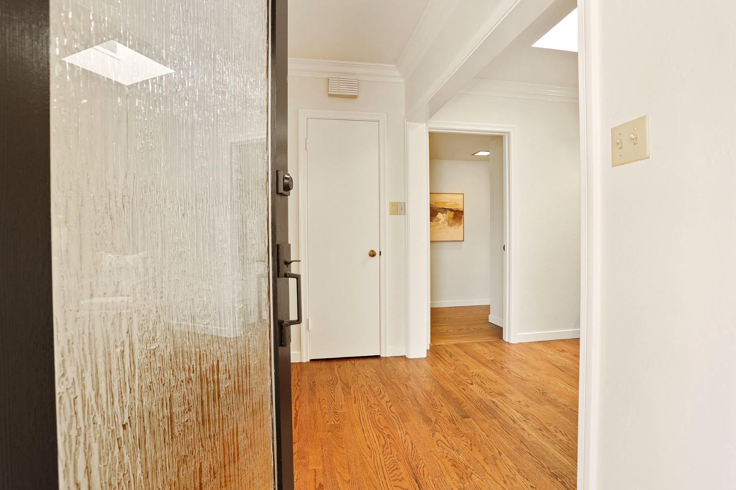Detail Gallery Image 4 of 85 For 1330 Magnolia Ave, Modesto,  CA 95350 - 4 Beds | 3 Baths