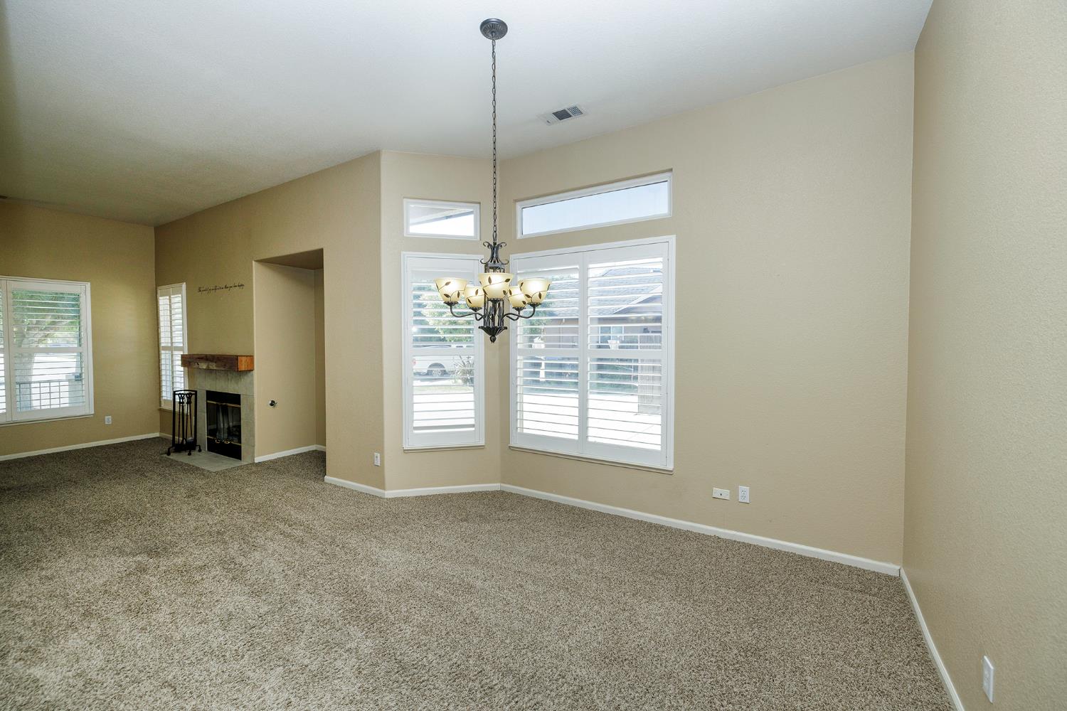 Detail Gallery Image 12 of 49 For 1813 Heartnut Way, Hughson,  CA 95326 - 3 Beds | 2 Baths