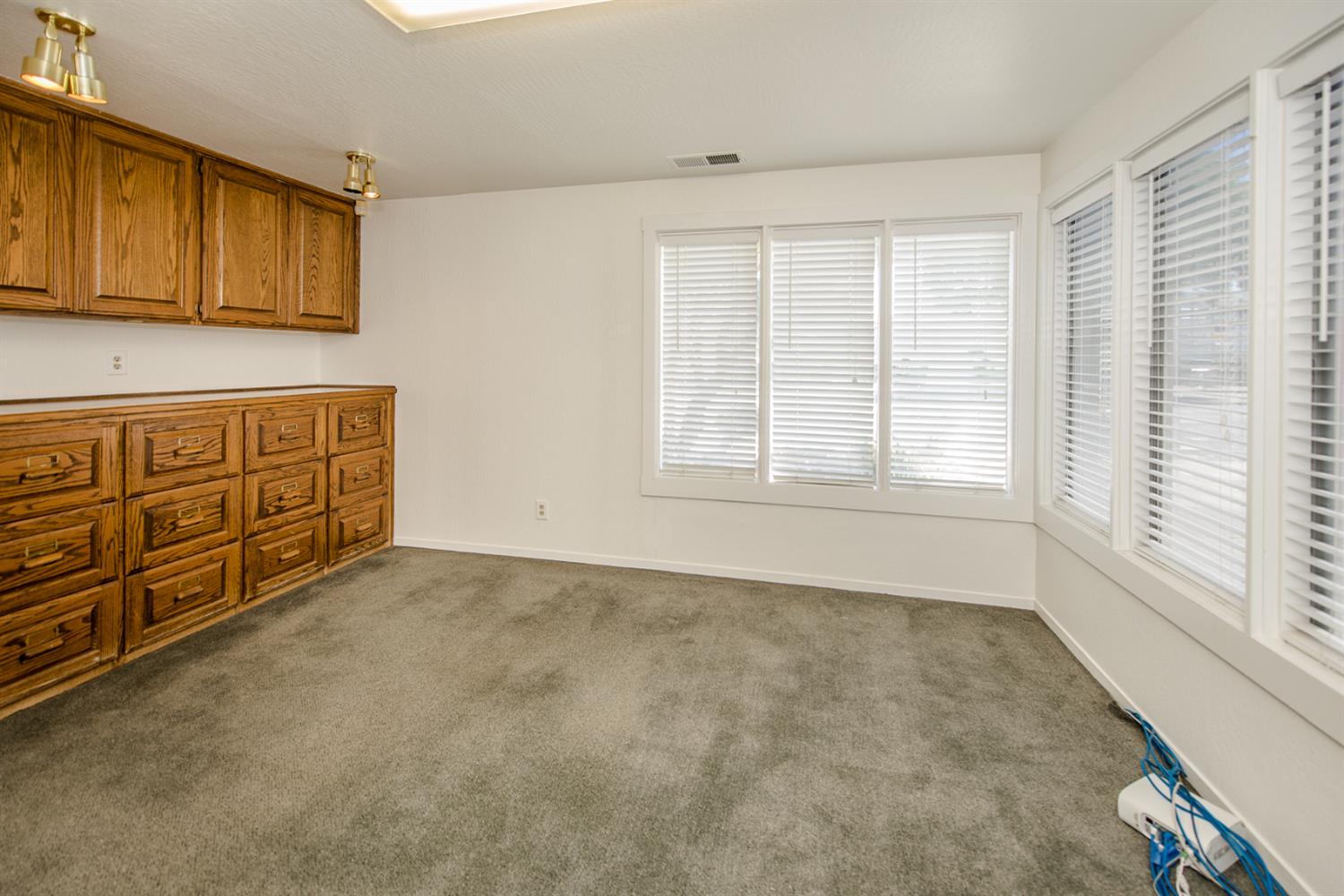 Detail Gallery Image 4 of 38 For 15 Court St, Woodland,  CA 95695 - – Beds | – Baths