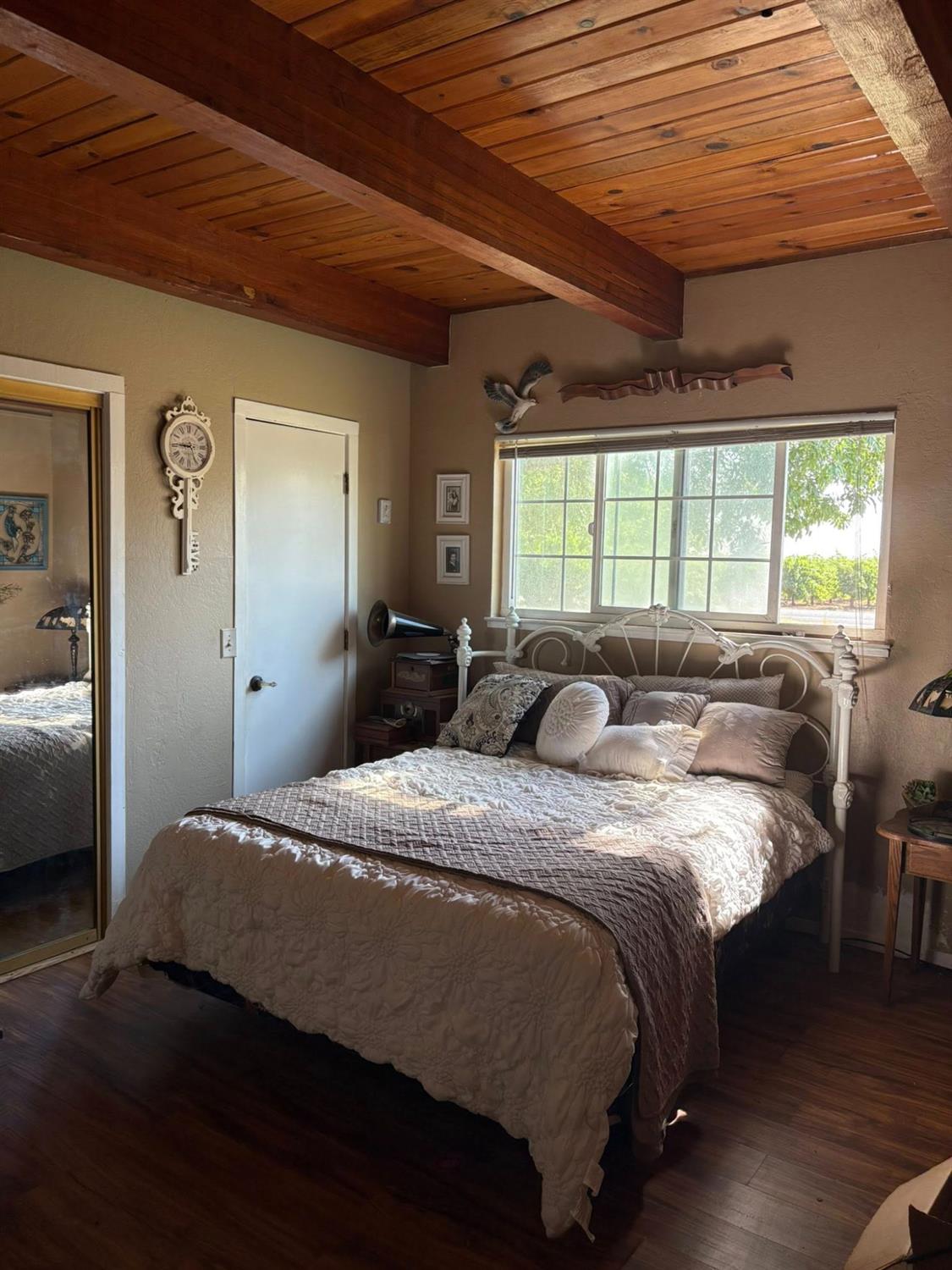 Detail Gallery Image 19 of 25 For 23324 N Dustin Rd, Acampo,  CA 95220 - 5 Beds | 3/1 Baths