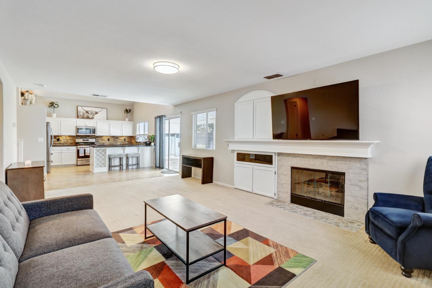 Detail Gallery Image 17 of 75 For 9473 Windrift Ln, Elk Grove,  CA 95758 - 4 Beds | 2/1 Baths