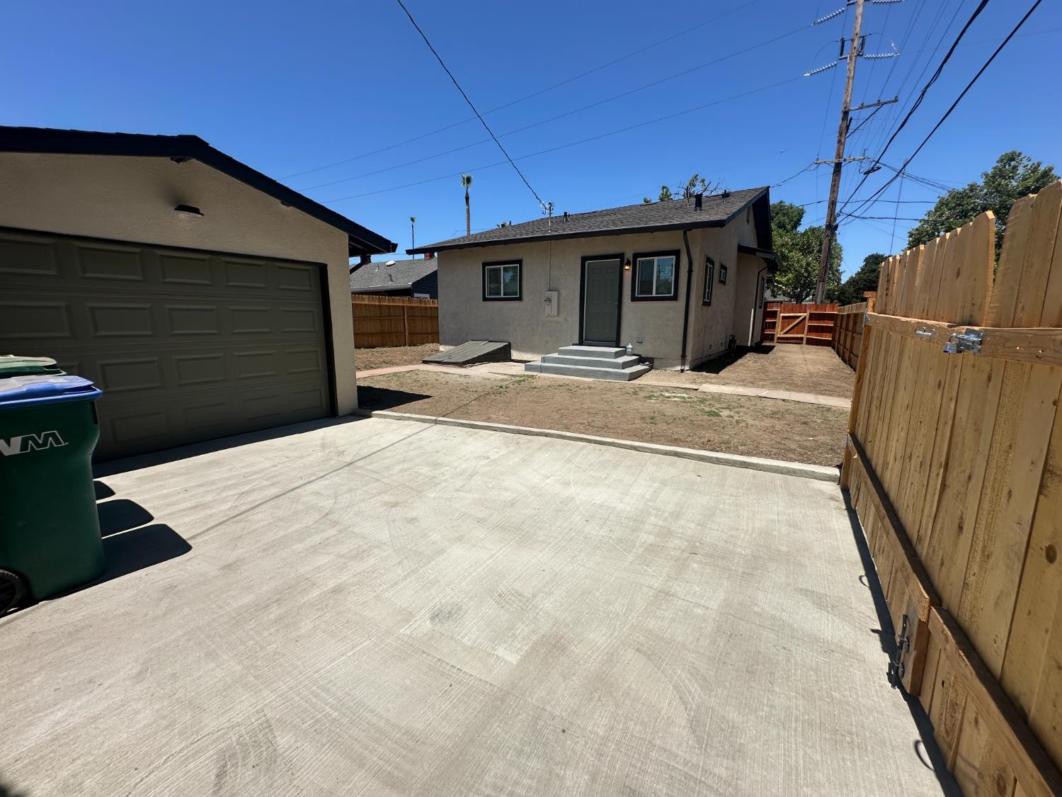 Detail Gallery Image 18 of 18 For 1224 Pinchot, Stockton,  CA 95205 - 3 Beds | 2 Baths