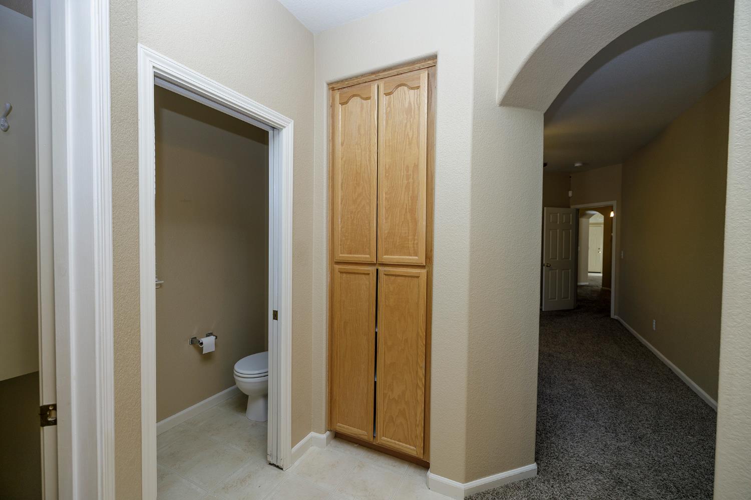 Detail Gallery Image 30 of 49 For 1813 Heartnut Way, Hughson,  CA 95326 - 3 Beds | 2 Baths