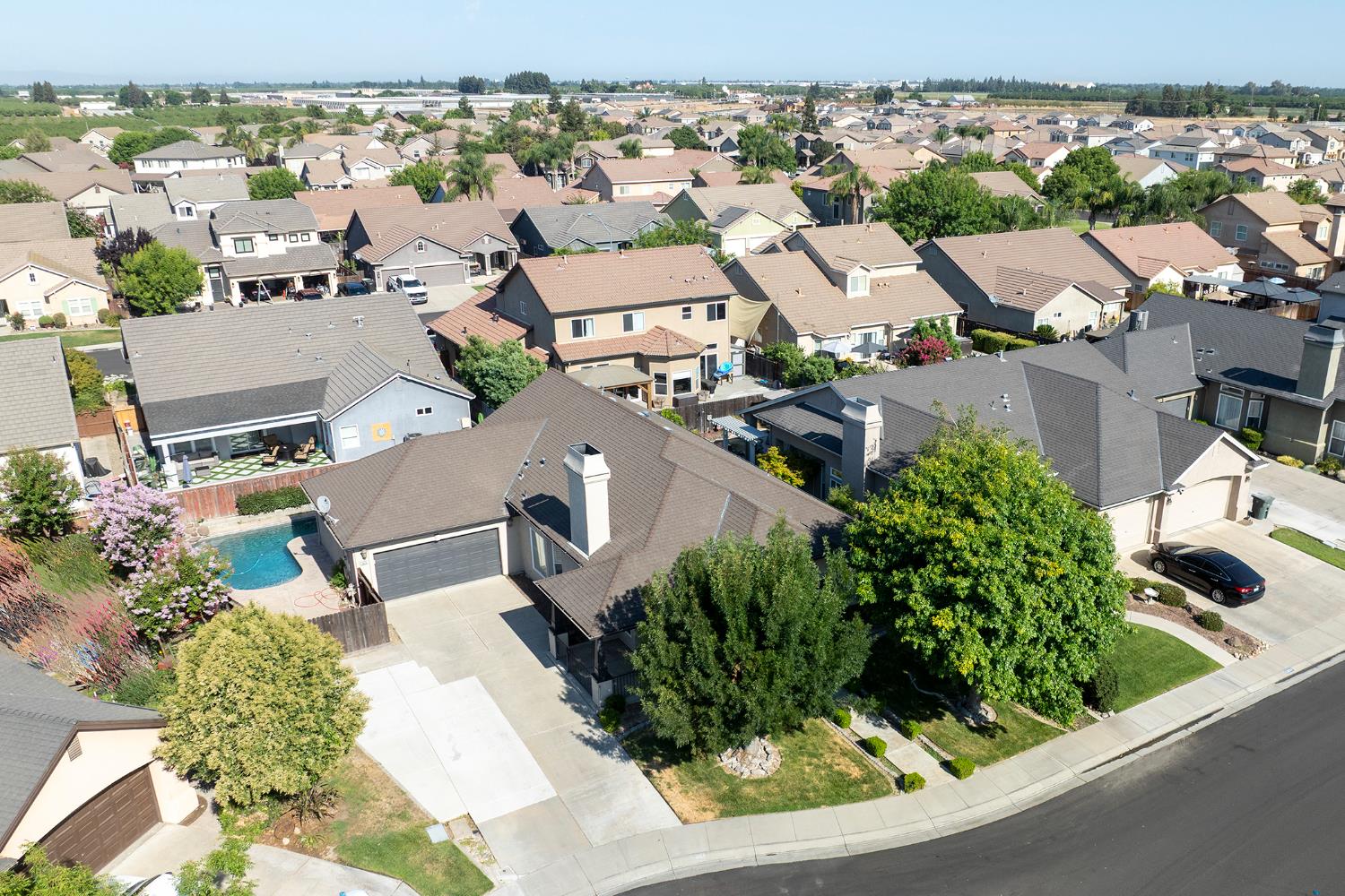 Detail Gallery Image 8 of 49 For 1813 Heartnut Way, Hughson,  CA 95326 - 3 Beds | 2 Baths