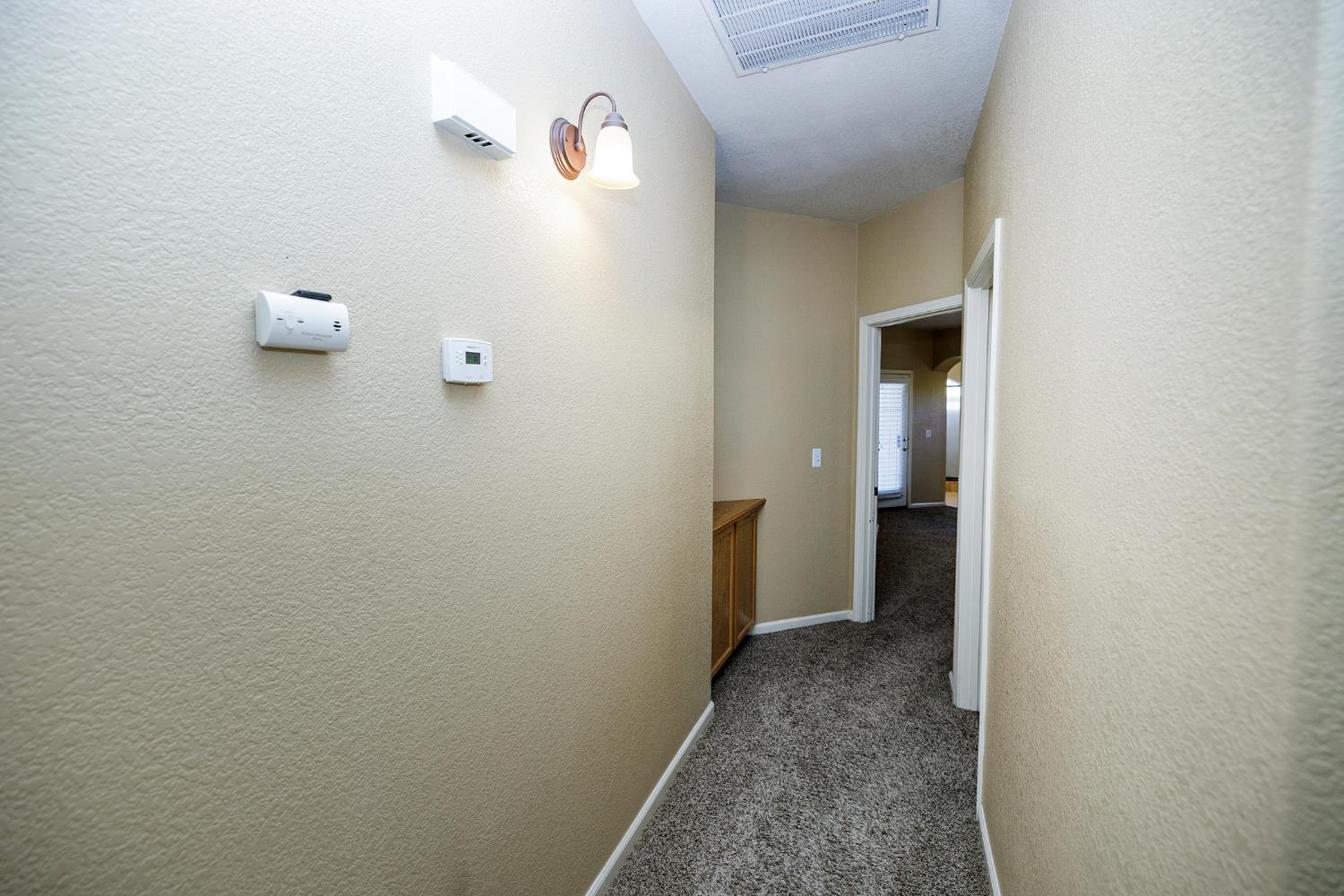 Detail Gallery Image 36 of 49 For 1813 Heartnut Way, Hughson,  CA 95326 - 3 Beds | 2 Baths