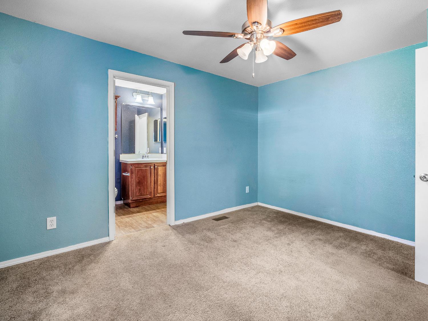Detail Gallery Image 6 of 24 For 2933 Forebay Rd 28, Pollock Pines,  CA 95726 - 2 Beds | 2 Baths