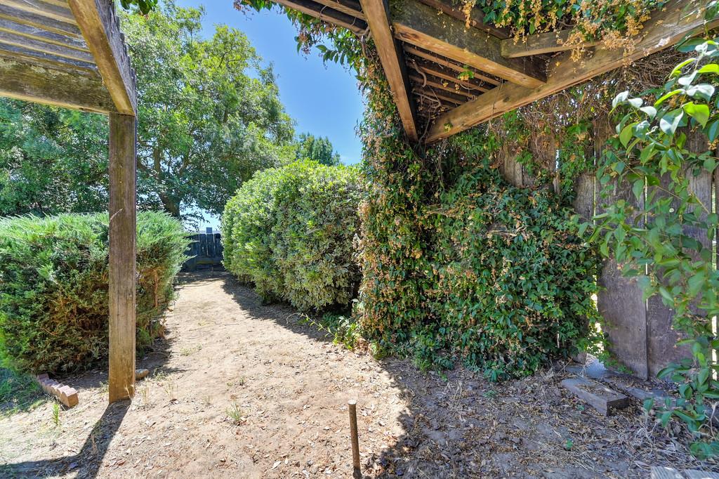 Detail Gallery Image 68 of 72 For 18493 N Jack Tone Rd, Lockeford,  CA 95237 - 4 Beds | 2/1 Baths