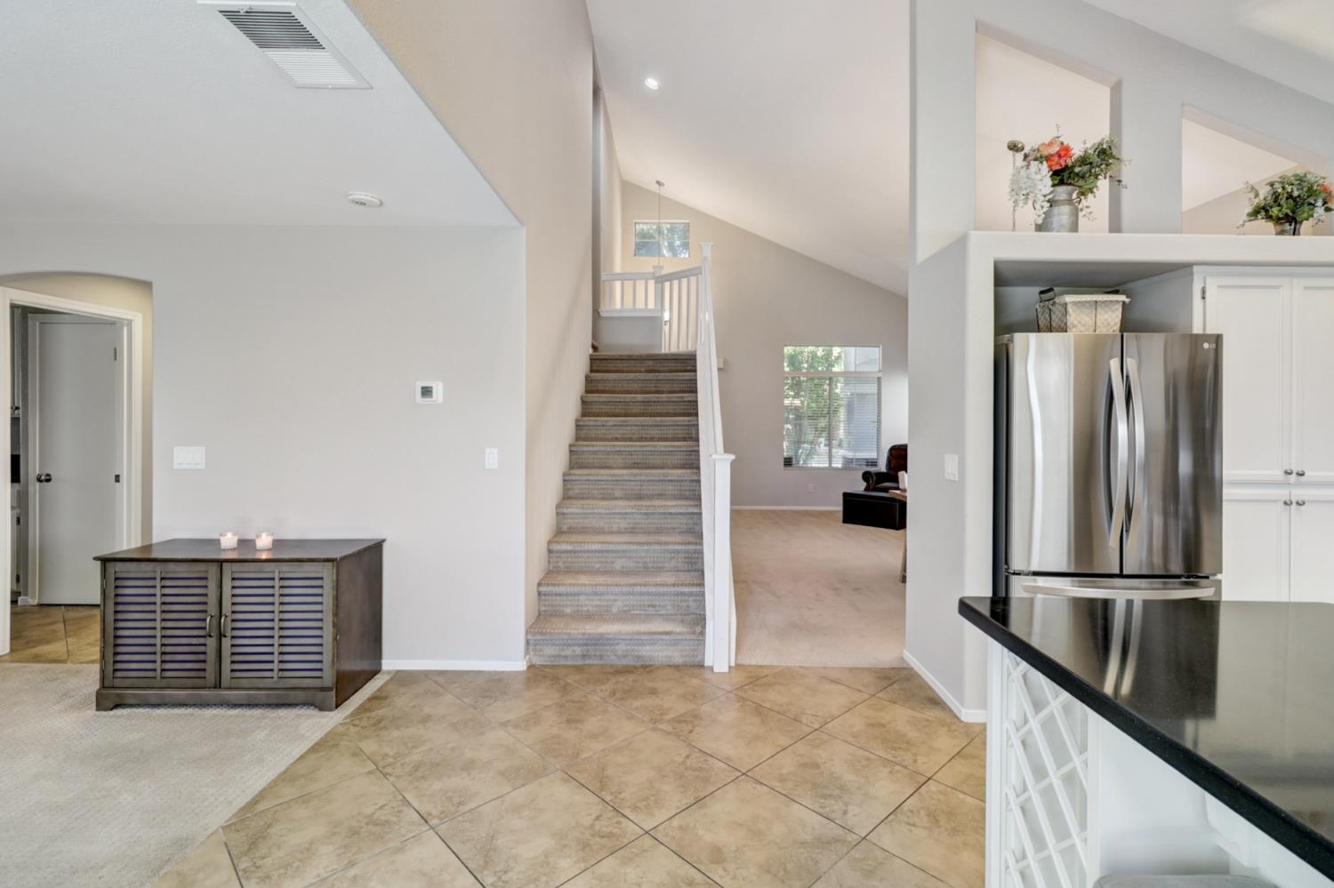 Detail Gallery Image 34 of 75 For 9473 Windrift Ln, Elk Grove,  CA 95758 - 4 Beds | 2/1 Baths