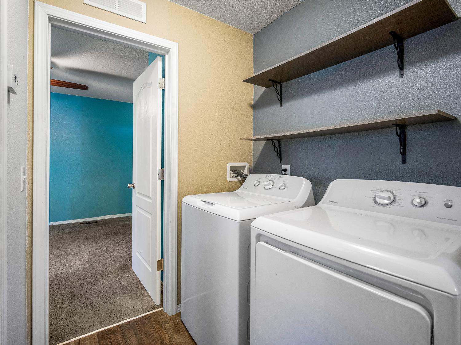 Detail Gallery Image 14 of 24 For 2933 Forebay Rd 28, Pollock Pines,  CA 95726 - 2 Beds | 2 Baths