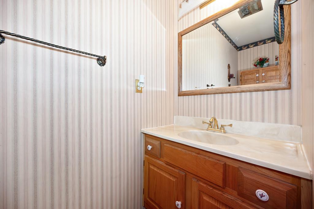 Detail Gallery Image 53 of 72 For 18493 N Jack Tone Rd, Lockeford,  CA 95237 - 4 Beds | 2/1 Baths