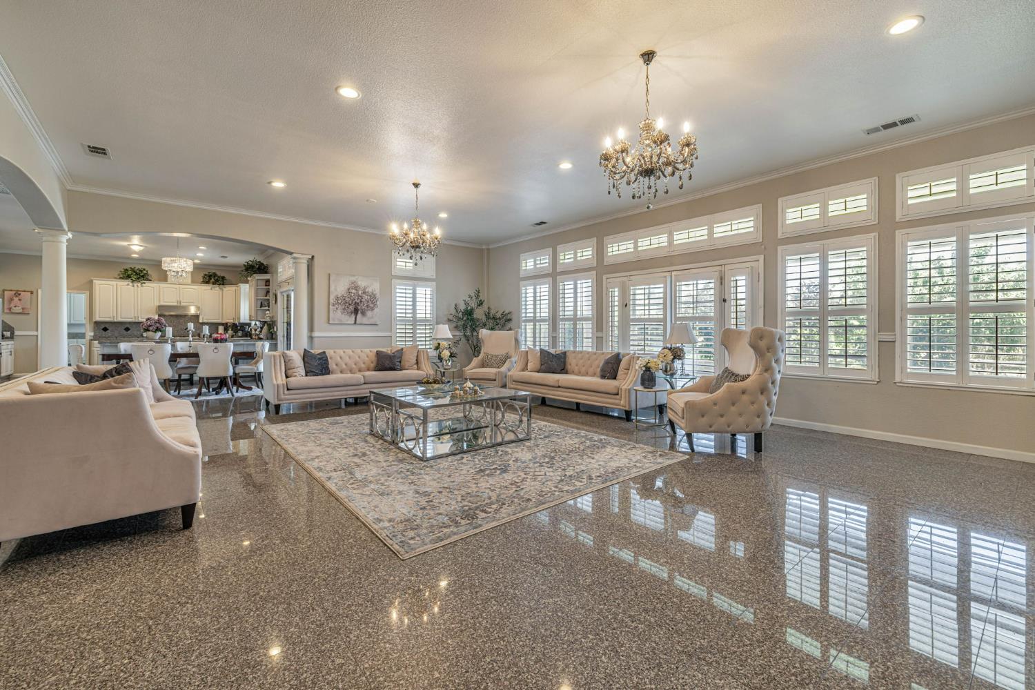 Detail Gallery Image 13 of 90 For 12732 N West Ln, Lodi,  CA 95240 - 6 Beds | 5/1 Baths