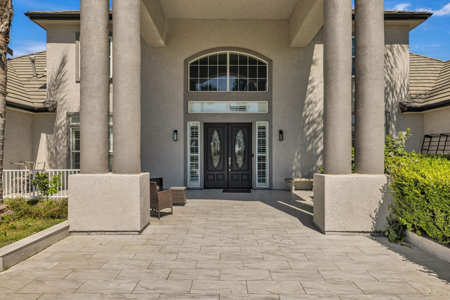 Detail Gallery Image 9 of 90 For 12732 N West Ln, Lodi,  CA 95240 - 6 Beds | 5/1 Baths