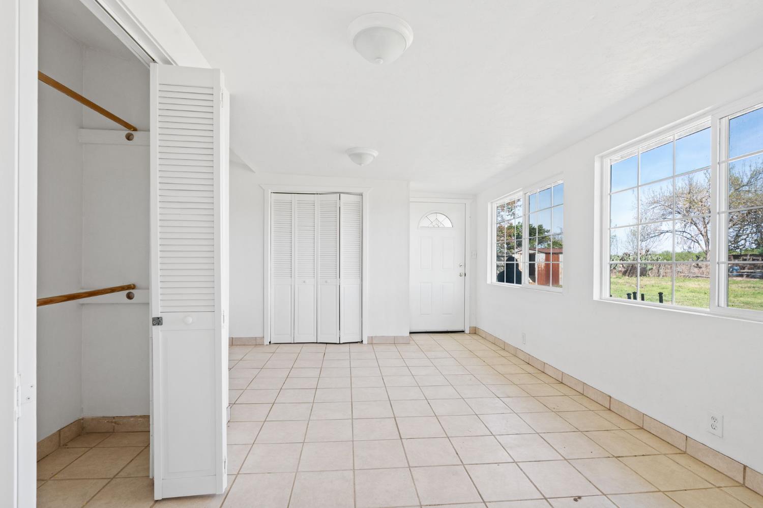 Detail Gallery Image 26 of 41 For 7305 Highway 41, Lemoore,  CA 93245 - 4 Beds | 2/1 Baths