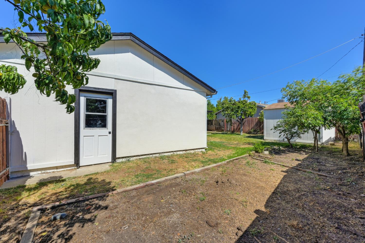 Detail Gallery Image 62 of 65 For 3180 Loma Verde Way, Sacramento,  CA 95822 - 4 Beds | 2 Baths
