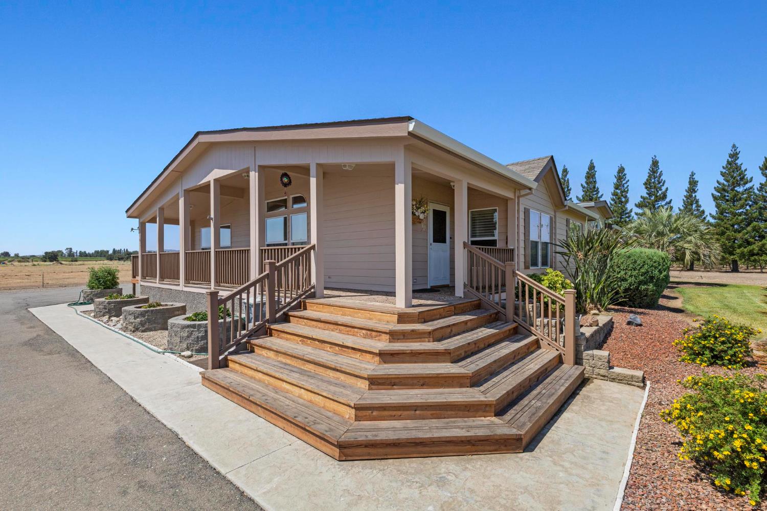 Detail Gallery Image 38 of 67 For 536 Young Ave, Arbuckle,  CA 95912 - 3 Beds | 2 Baths
