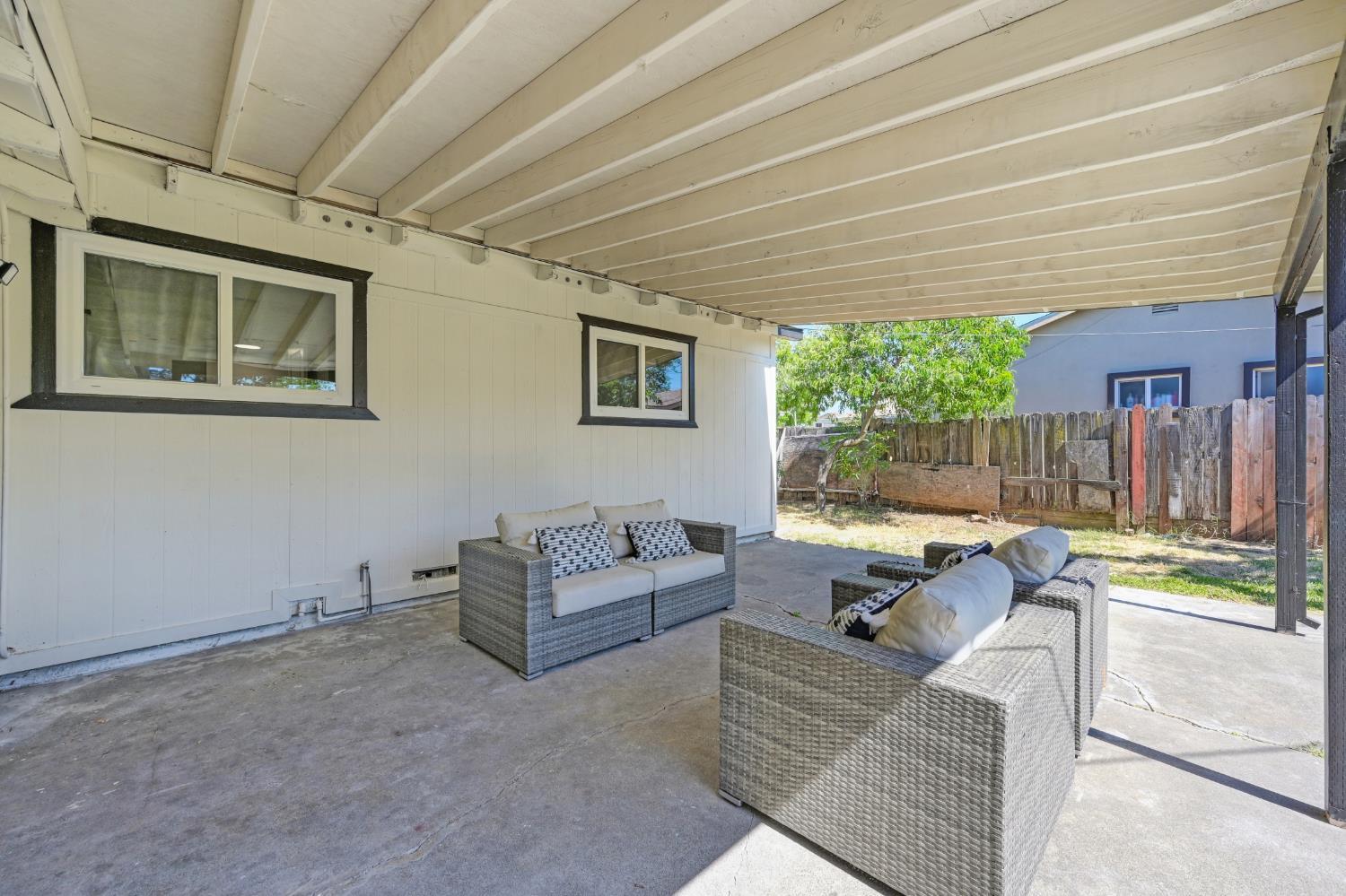 Detail Gallery Image 51 of 65 For 3180 Loma Verde Way, Sacramento,  CA 95822 - 4 Beds | 2 Baths
