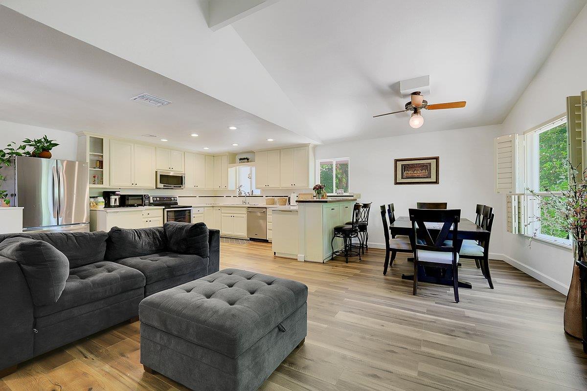Detail Gallery Image 7 of 58 For 10307 Alta Mesa Rd, Wilton,  CA 95693 - 3 Beds | 2/1 Baths