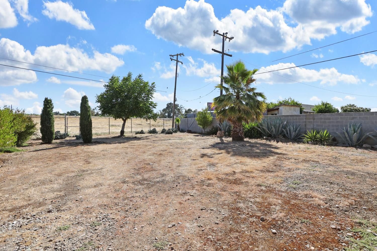 Detail Gallery Image 66 of 67 For 2028 Report Ave, Stockton,  CA 95205 - 3 Beds | 2/1 Baths
