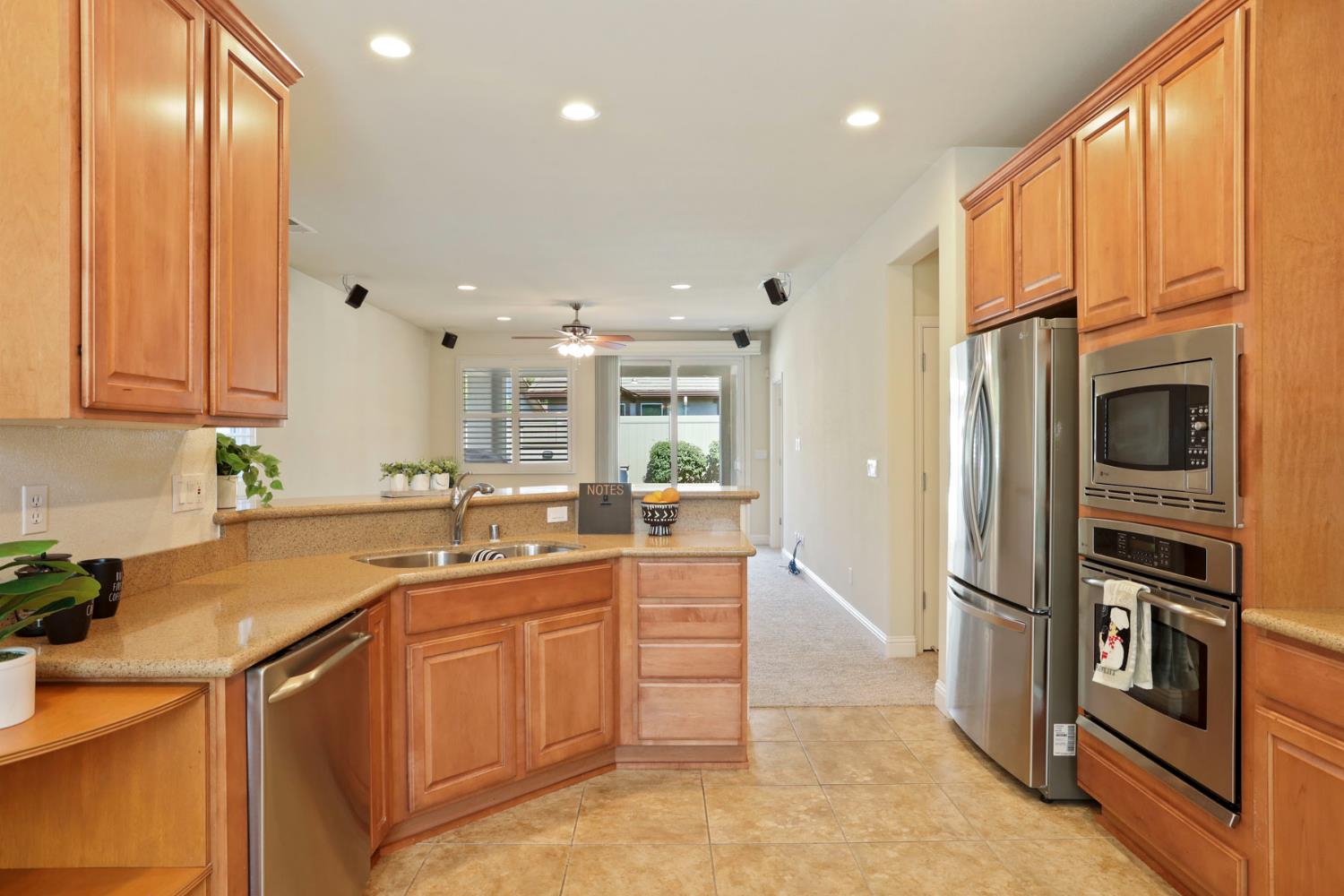 Detail Gallery Image 2 of 50 For 2375 Pepper Tree Ln, Manteca,  CA 95336 - 2 Beds | 2 Baths