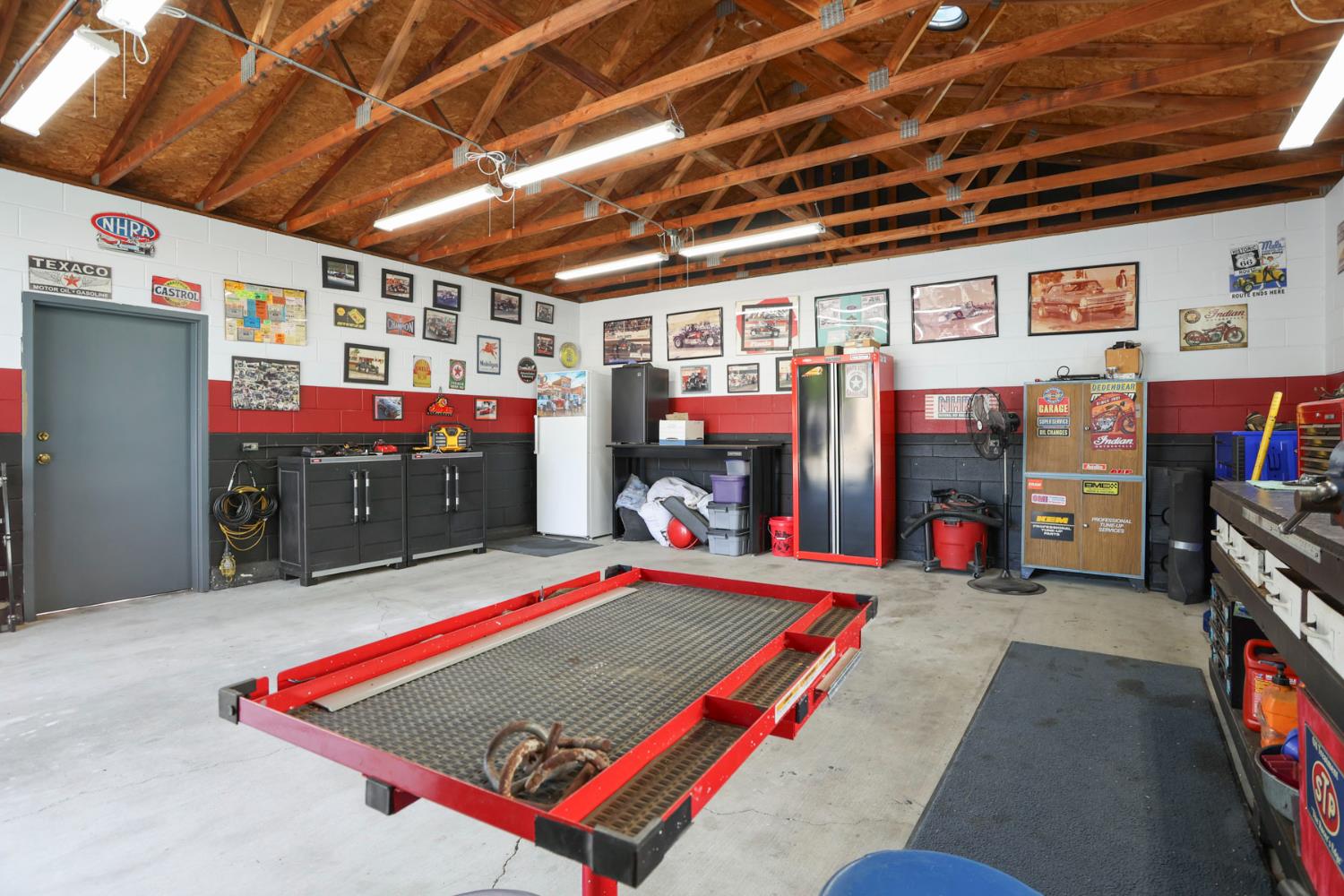 Detail Gallery Image 64 of 67 For 2028 Report Ave, Stockton,  CA 95205 - 3 Beds | 2/1 Baths