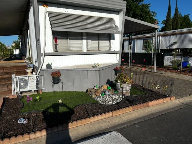 Detail Gallery Image 1 of 14 For 67 Village Green Dr, Sacramento,  CA 95838 - 1 Beds | 1 Baths