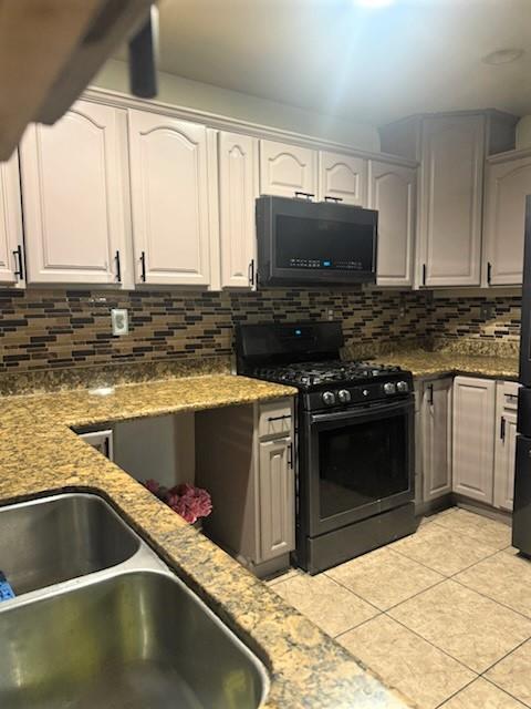 Detail Gallery Image 9 of 21 For 2228 S Pilgrim St, Stockton,  CA 95206 - 3 Beds | 2 Baths