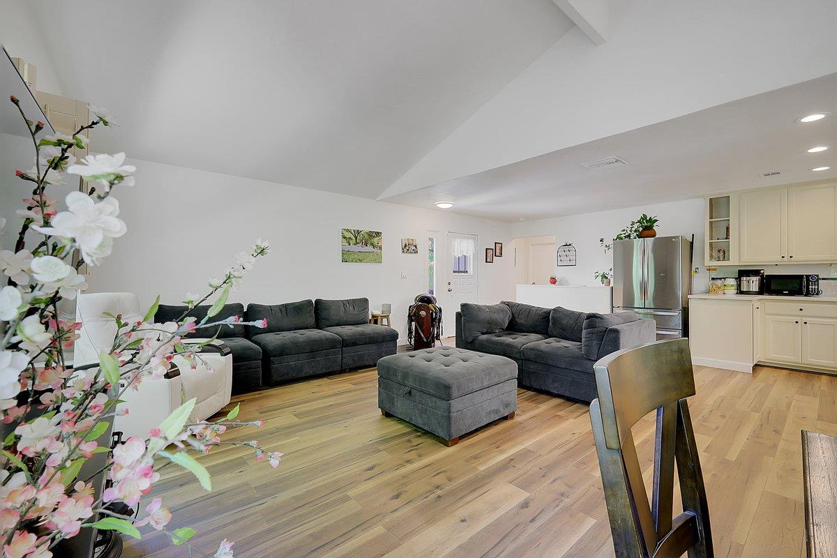 Detail Gallery Image 6 of 58 For 10307 Alta Mesa Rd, Wilton,  CA 95693 - 3 Beds | 2/1 Baths