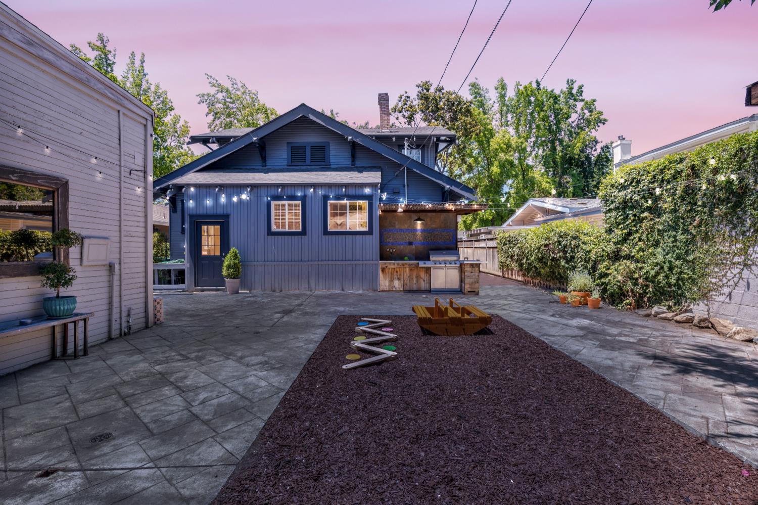Detail Gallery Image 57 of 62 For 1744 N Hunter St, Stockton,  CA 95204 - 4 Beds | 4 Baths