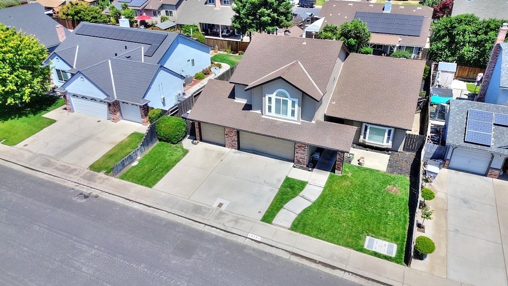 Detail Gallery Image 6 of 70 For 1518 Glenwood Ct, Escalon,  CA 95320 - 4 Beds | 3 Baths