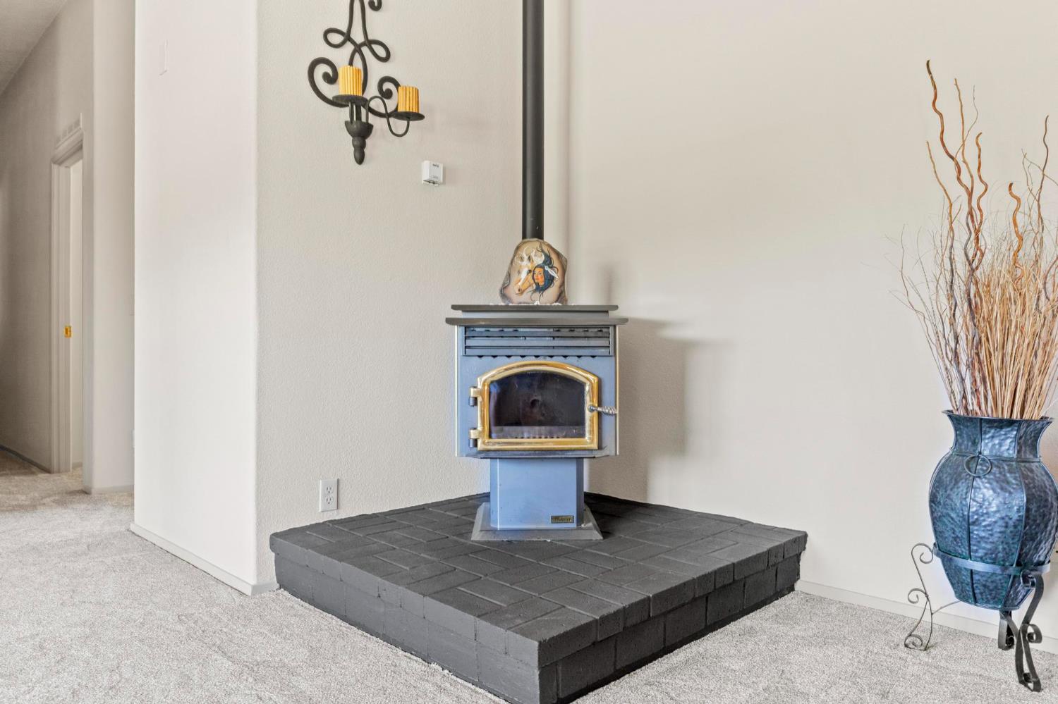 Detail Gallery Image 17 of 67 For 536 Young Ave, Arbuckle,  CA 95912 - 3 Beds | 2 Baths