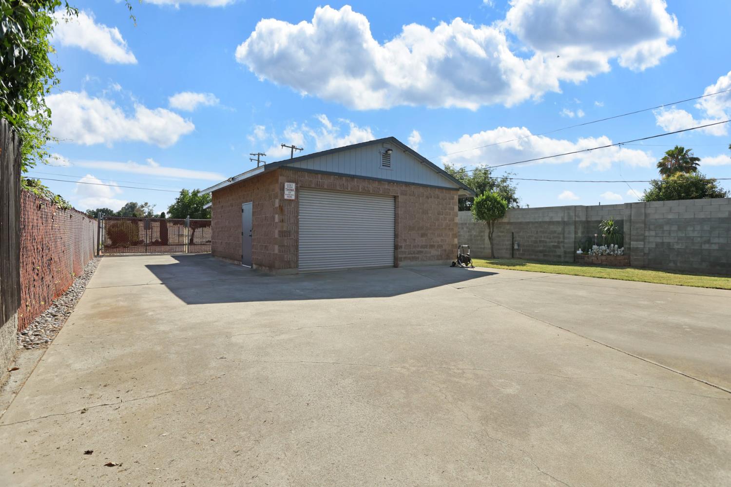 Detail Gallery Image 60 of 67 For 2028 Report Ave, Stockton,  CA 95205 - 3 Beds | 2/1 Baths