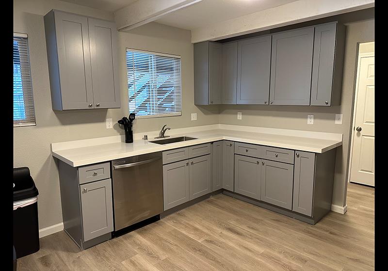 Detail Gallery Image 10 of 12 For 3546 Spruce Ave, South Lake Tahoe,  CA 96150 - – Beds | – Baths