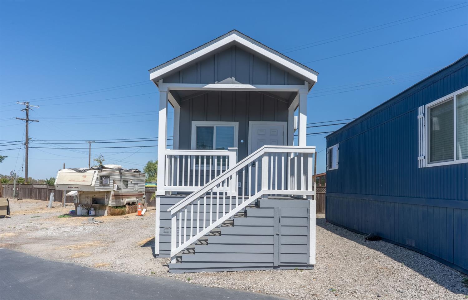 Detail Gallery Image 4 of 18 For 4610 Gateway Rd 9, Bethel Island,  CA 94511 - 1 Beds | 1 Baths