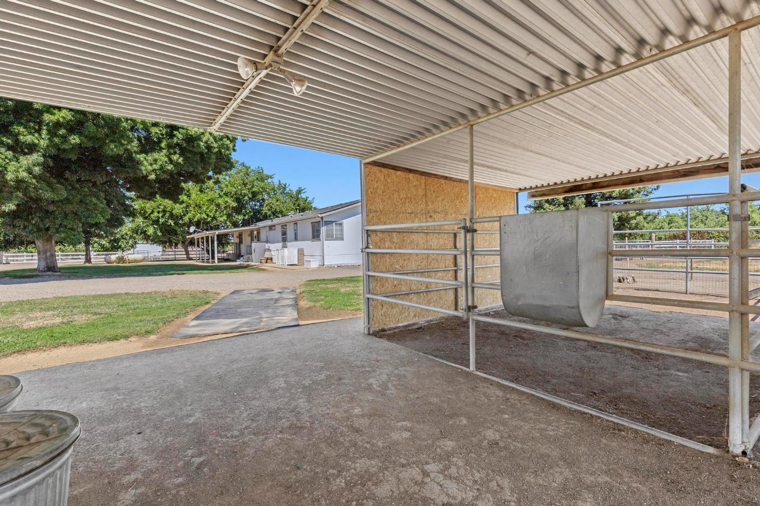 Detail Gallery Image 32 of 67 For 536 Young Ave, Arbuckle,  CA 95912 - 3 Beds | 2 Baths