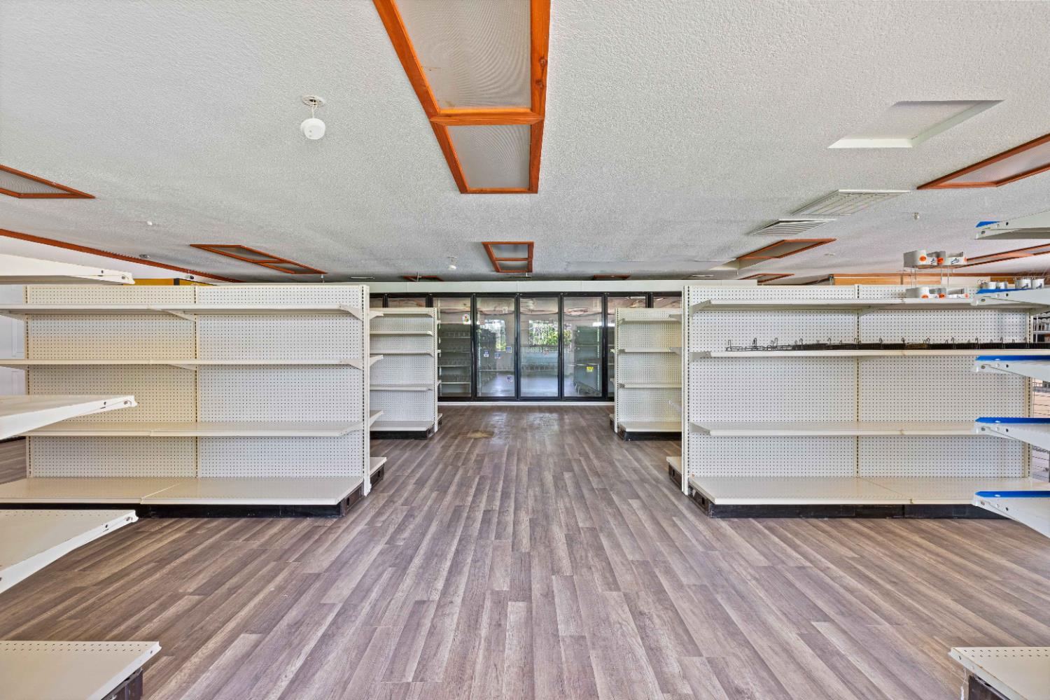 Detail Gallery Image 9 of 26 For 30025 Yosemite Blvd, La Grange,  CA 95329 - – Beds | – Baths