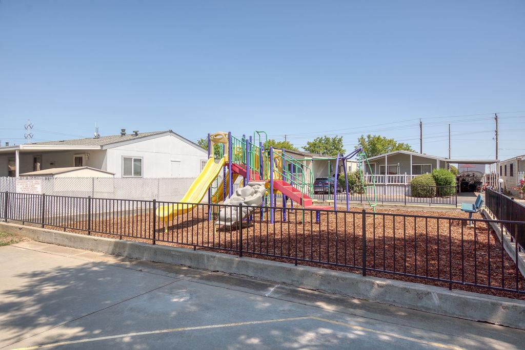 Detail Gallery Image 18 of 20 For 1528 Playground Way 125, Modesto,  CA 95355 - 3 Beds | 2 Baths