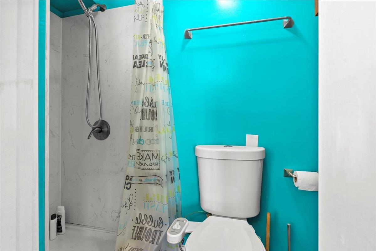 Detail Gallery Image 8 of 19 For 2507 Colorado Ave, Stockton,  CA 95206 - 3 Beds | 2 Baths