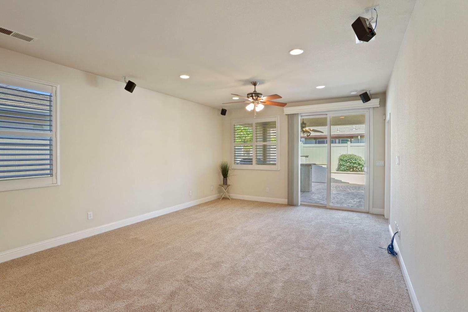 Detail Gallery Image 24 of 50 For 2375 Pepper Tree Ln, Manteca,  CA 95336 - 2 Beds | 2 Baths
