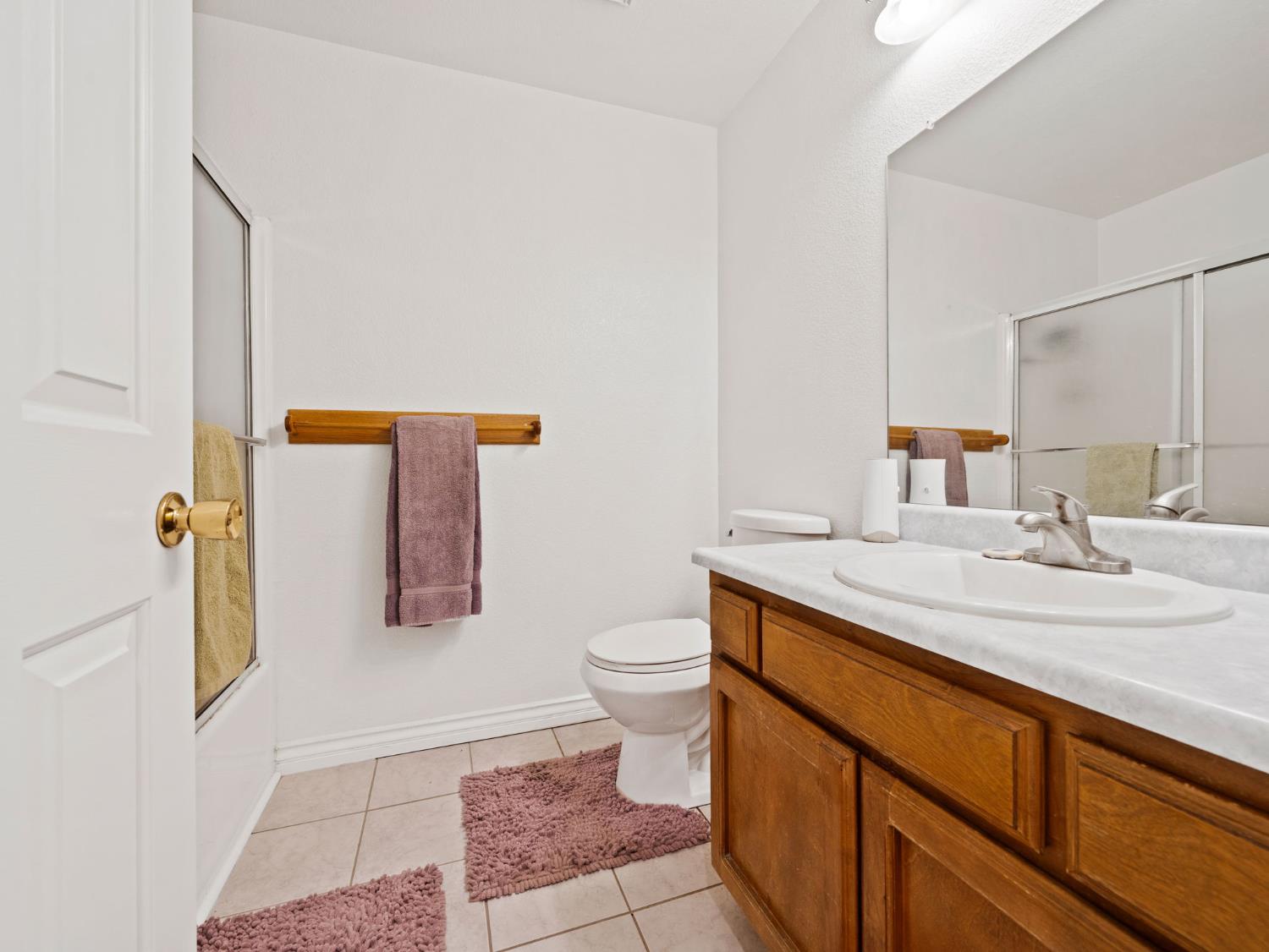 Detail Gallery Image 25 of 33 For 411 Dry Creek Ln, Winters,  CA 95694 - 4 Beds | 2 Baths