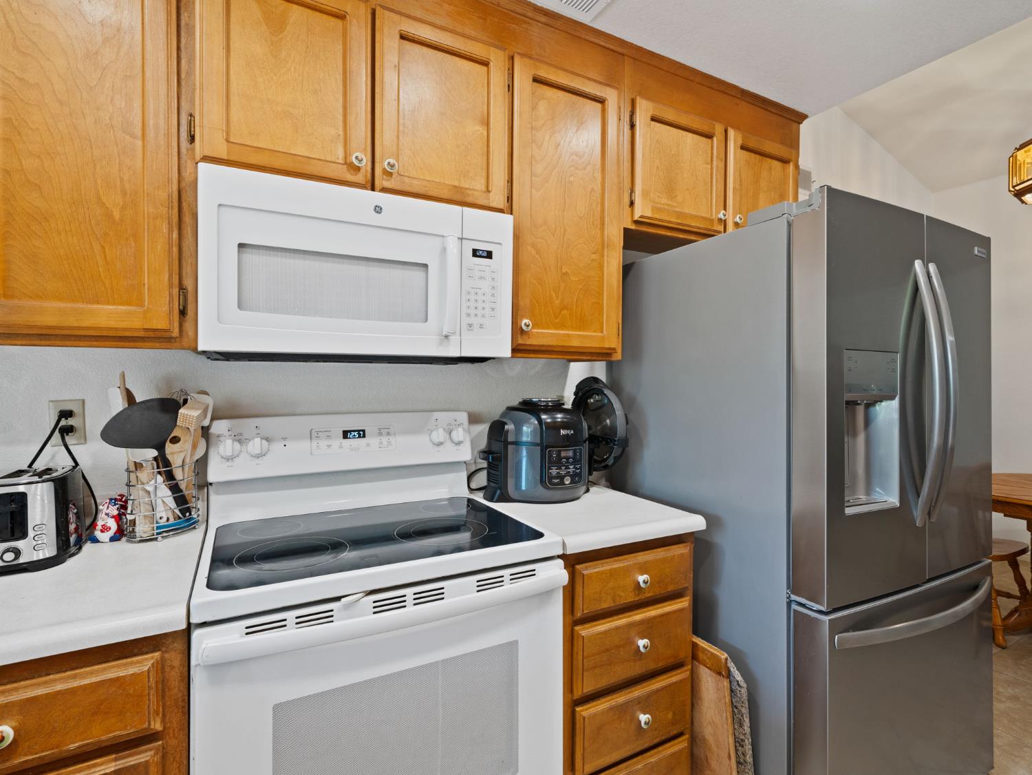 Detail Gallery Image 19 of 33 For 411 Dry Creek Ln, Winters,  CA 95694 - 4 Beds | 2 Baths