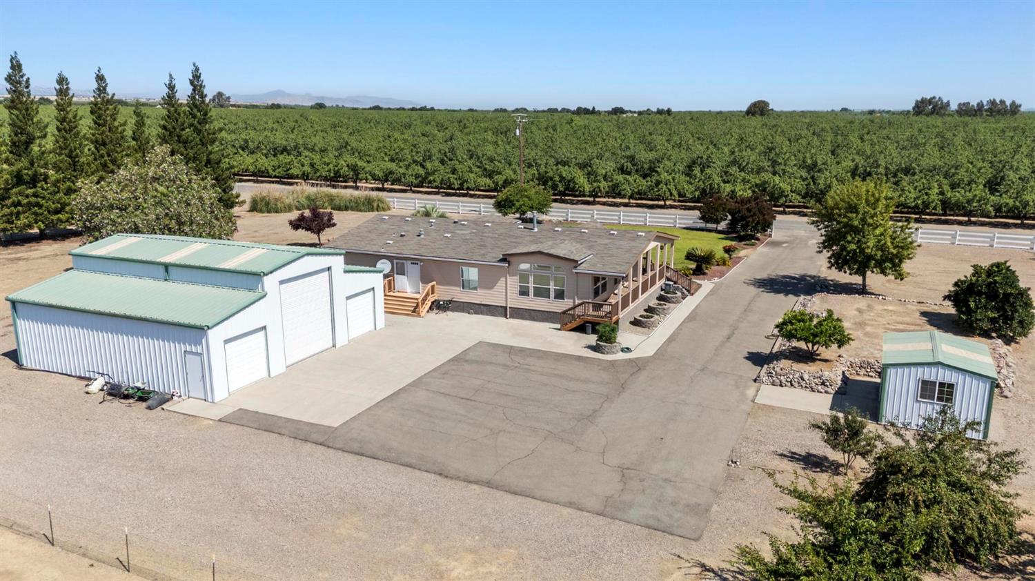 Detail Gallery Image 4 of 67 For 536 Young Ave, Arbuckle,  CA 95912 - 3 Beds | 2 Baths
