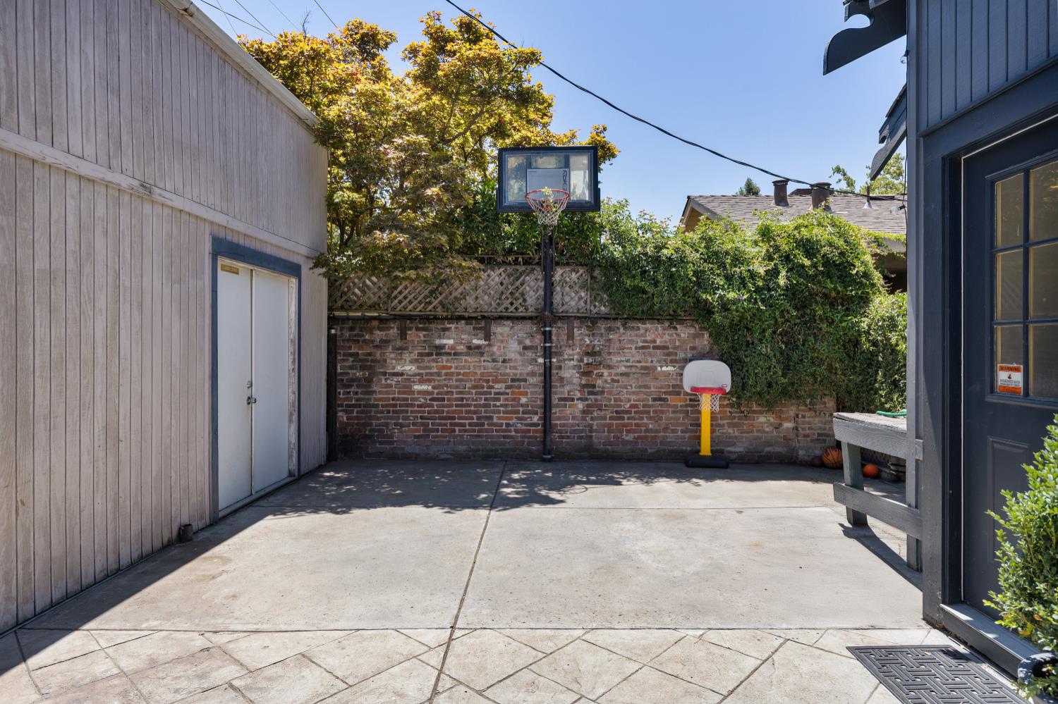 Detail Gallery Image 62 of 62 For 1744 N Hunter St, Stockton,  CA 95204 - 4 Beds | 4 Baths